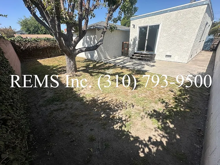 25021 Oak St — Photo 26