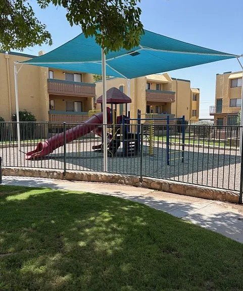 La Estancia Apartments — Photo 16