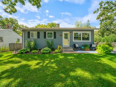 313 Pocahontas Trl, Lake In The Hills, IL, 60156
