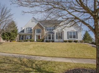5202 Vista Point Dr, Hamilton Twp, OH 45039
