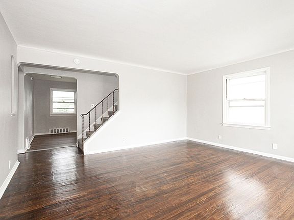 4th image of 2817 Tuxedo Ave