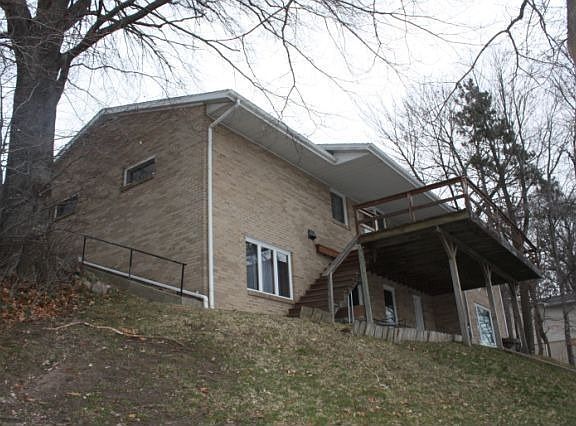 4th image of 15639 Forest Ln