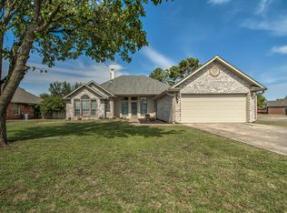 1813 Brittany Ln, Edmond, OK 73003