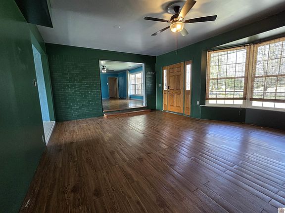 5th image of 6421 Benton Rd