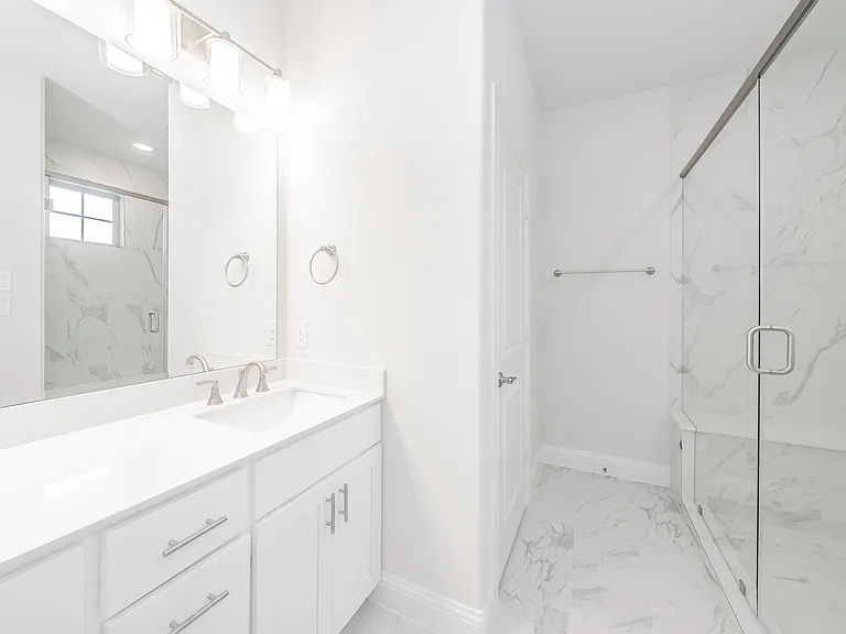9709 Thorncrown Ln — Photo 23