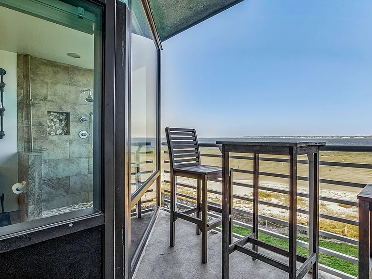 1390 Fort Pickens Rd #210 — Photo 35