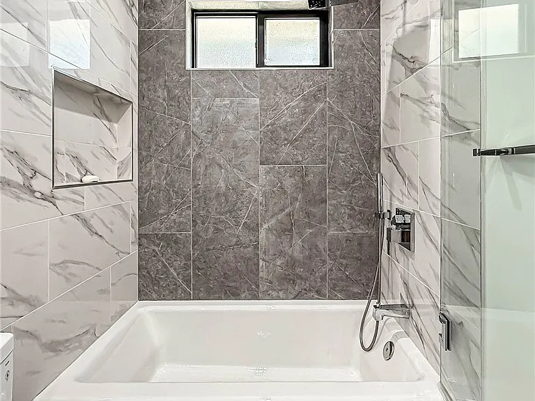 22921 Dolorosa St — Photo 49