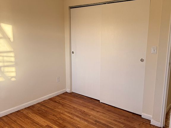 5th image of 119 Glenwood Ave APT 2A