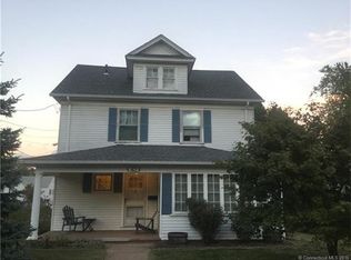 43 Brookfield St, Manchester, CT 06040