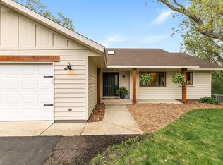 21846 Flagstone Ct, Cold Spring, MN 56320