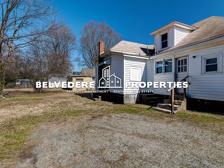 1118 Campbell St — Photo 14