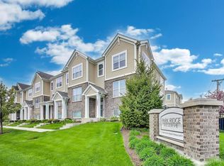 1214 Elm St, Park Ridge, IL 60068