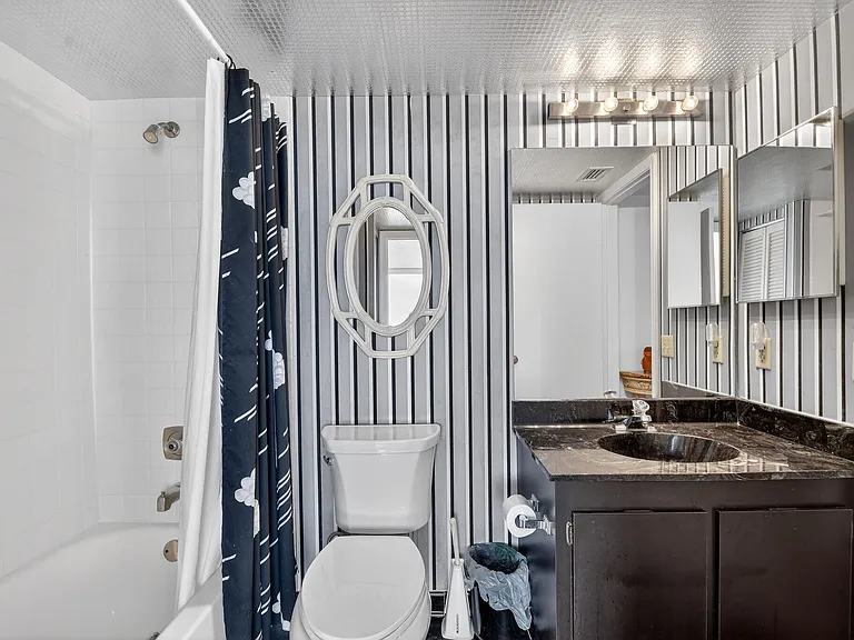 8200 Lakeshore Dr #507 — Photo 41