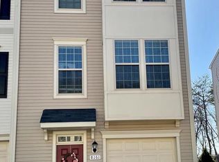 8161 Hollow Ct, Severn, MD 21144