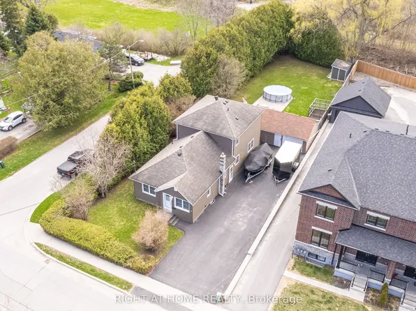 18 Duke St, Clarington, ON L1C 2T8