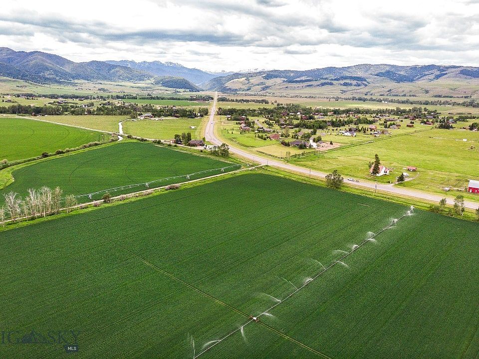 1st image of De Rham Valley Dr