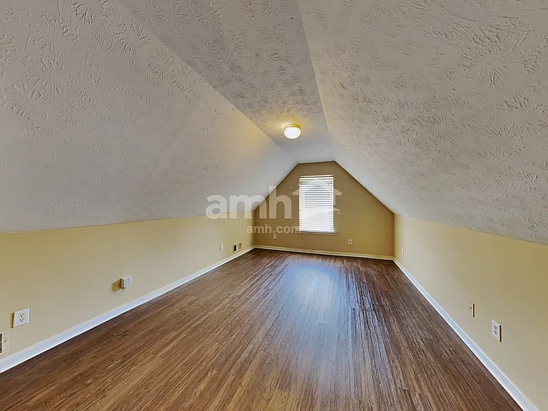 1225 Stephens Pond Vw — Photo 20