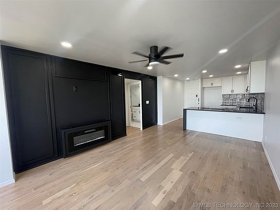 3rd image of 1502 S Boulder Ave Suite 21C
