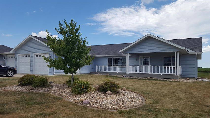 1st image of 85 Woodlyn Dr