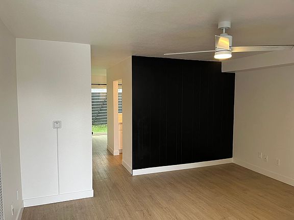 2nd image of 831 S Flower St #2