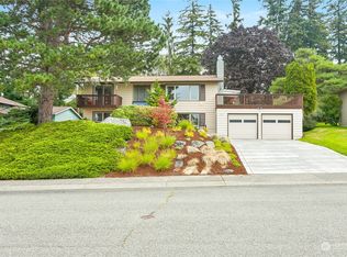 2048 Niagara Dr, Bellingham, WA 98229
