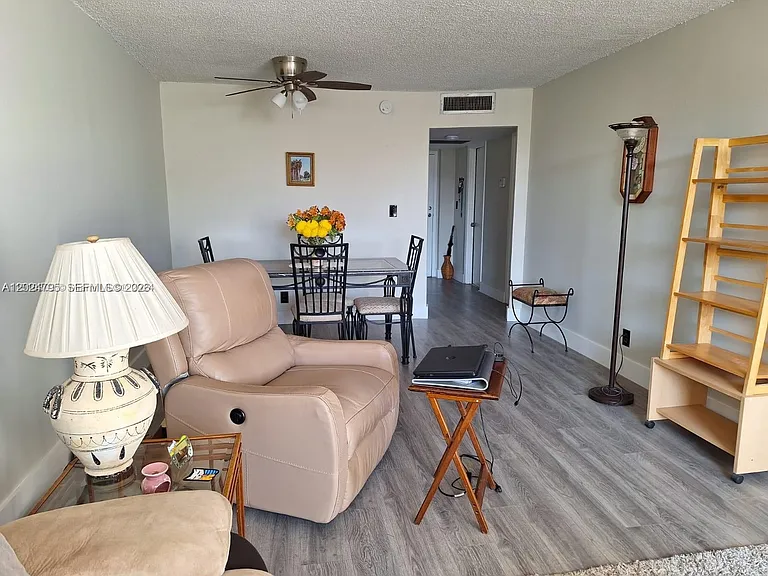 6700 Cypress Rd #409 — Photo 13