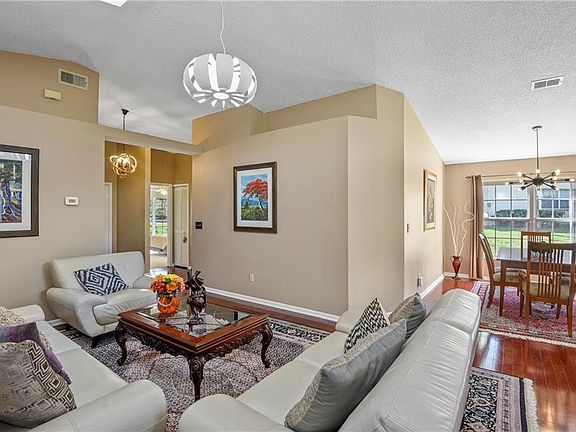 3rd image of 7321 Hunterdon Ct