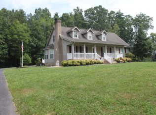 130 Evergreen Dr, Oneida, TN 37841