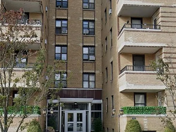 150 W End Ave APT 3B, Brooklyn, NY 11235