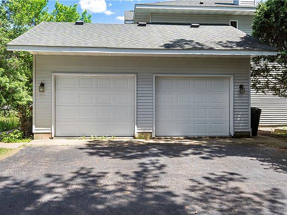 2nd image of 2722 Cherry Blossom Ln