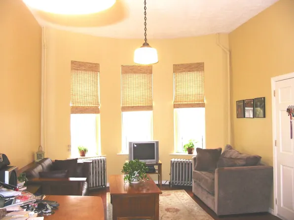 1768 Bergen St, Brooklyn, NY 11233