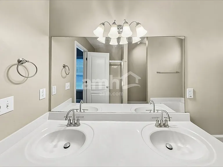 414 Arrowhead Trl — Photo 11
