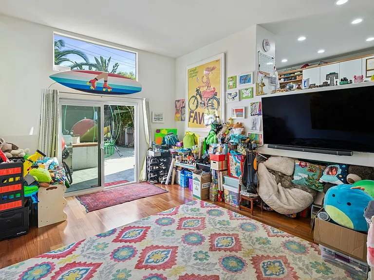 867 Aubrey Ct #3 — Photo 11