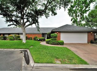 6331 N Palm Ave, Fresno, CA
