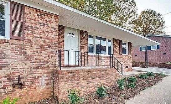 5th image of 310 Bright Ave