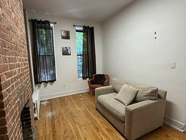 335 E 85th St #1D — Photo 1