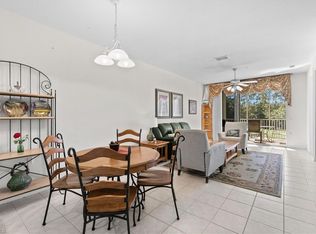 4864 Hampshire Ct #9-104, Naples, FL 34112