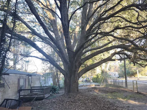 5076 Meadowlark Ln, Tallahassee, FL 32303