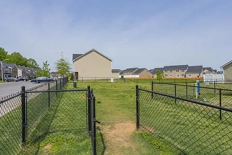 3319 Stormello Ln — Photo 12