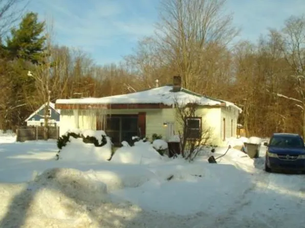 2474 Evanston Ave, Muskegon, MI 49442