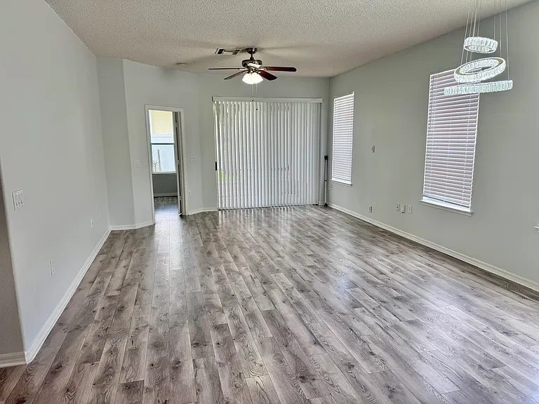 13315 Meadow Bay Loop — Photo 2