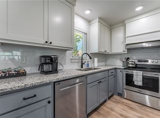 804 SW 2nd St, Bentonville, AR 72712