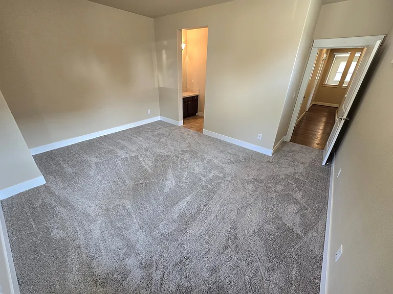 9006 Buttercup St SE — Photo 20