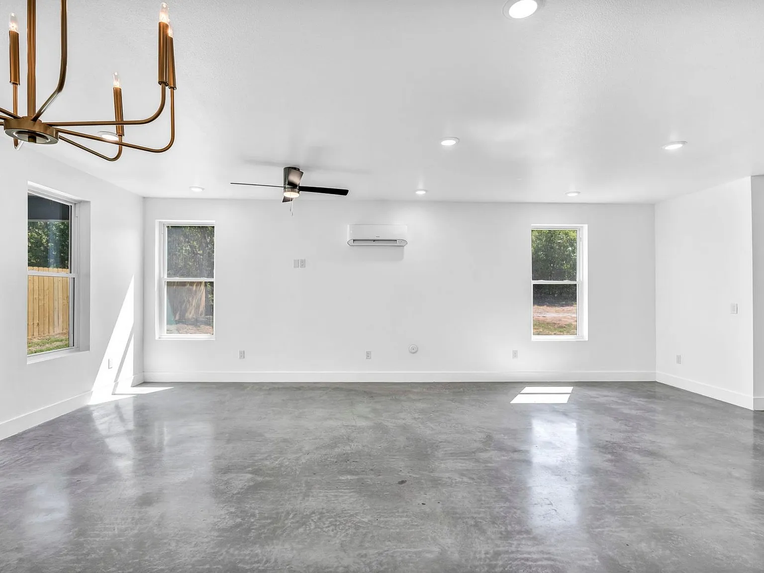 1006 E Marble St — Photo 3