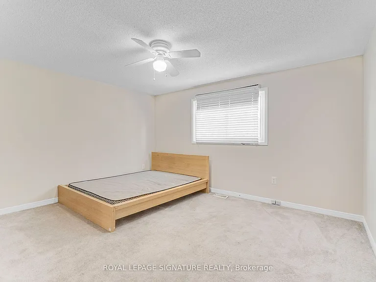 42 Baxter Cres — Photo 25