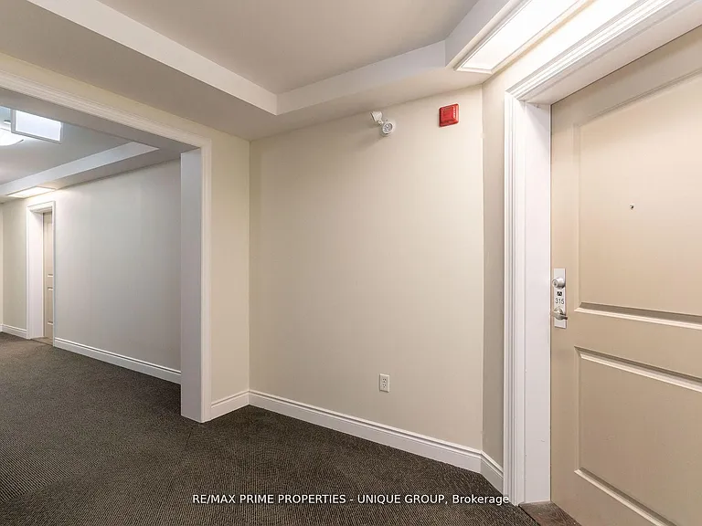 80 Aspen Springs Dr #315 — Photo 25