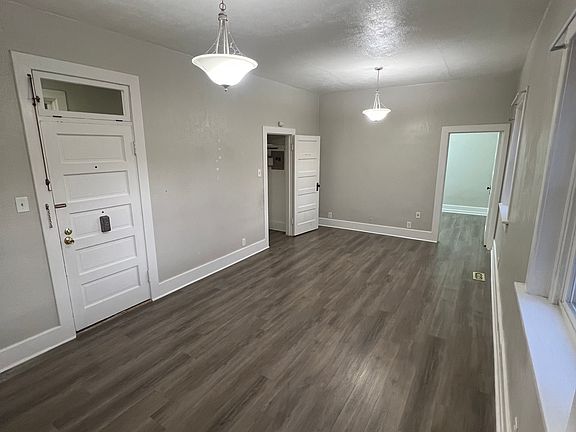 4th image of 930 N Monroe Ave #2