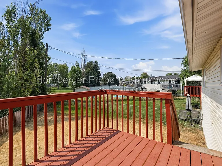 1721 N Glenn Rd — Photo 25