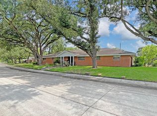 3641 Deal St, Houston, TX 77025