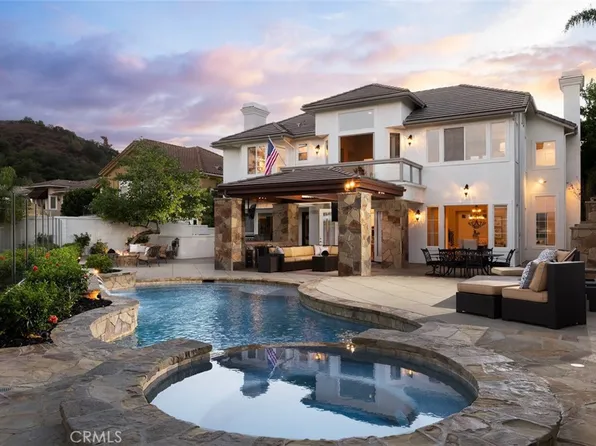 8 Danville Ln, Coto De Caza, CA 92679